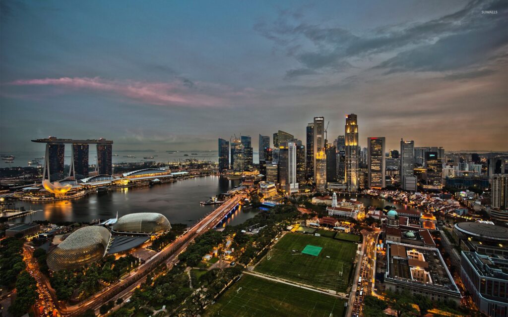 10 Reasons to Move to Singapore